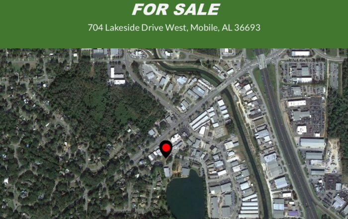704 Lakeside Dr West, Mobile, AL - Commercial Lakefront Property For Sale